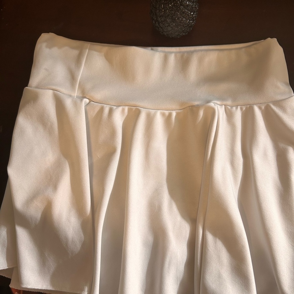 Nike Women's White Mini Skirt